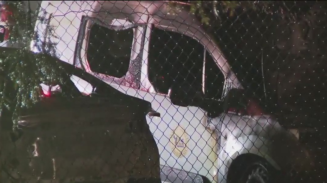 8 Alameda County vehicles damaged in fire