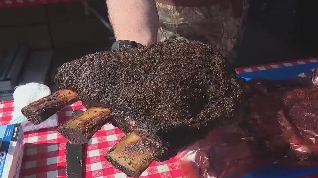 Get ready to dig in at the Windy City Smokeout