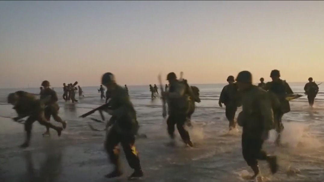 U.S. Navy Seals re-enact D-Day landing 80 years after