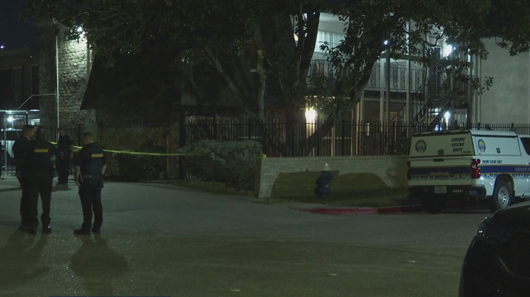 Man found dead in southwest Houston apartment
