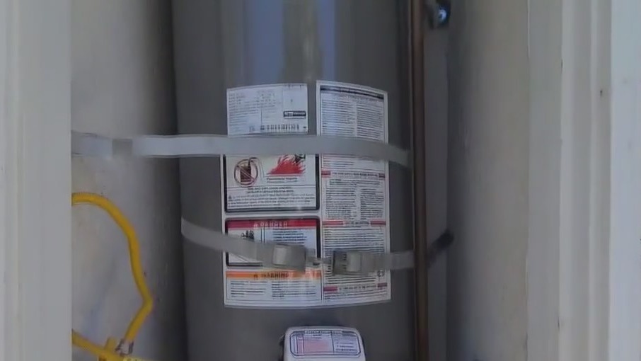 Homes in landslide area have gas shut off