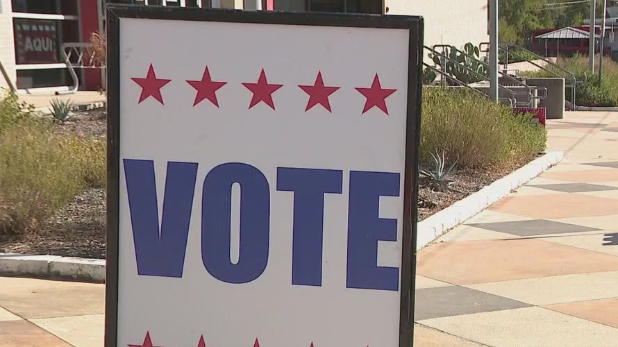 Central Texans hit the polls for early voting