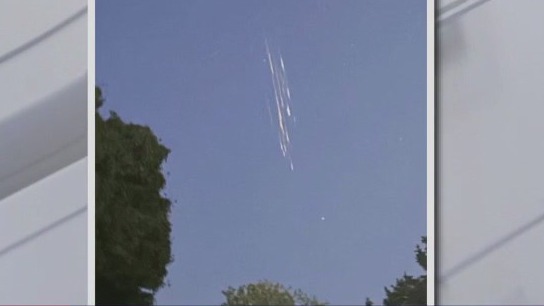 Curious light streaking the sky seen throughout the Bay Area, captured on video
