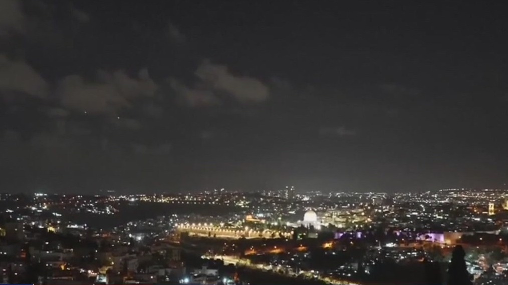 Iran fires ballistic missiles at Israel