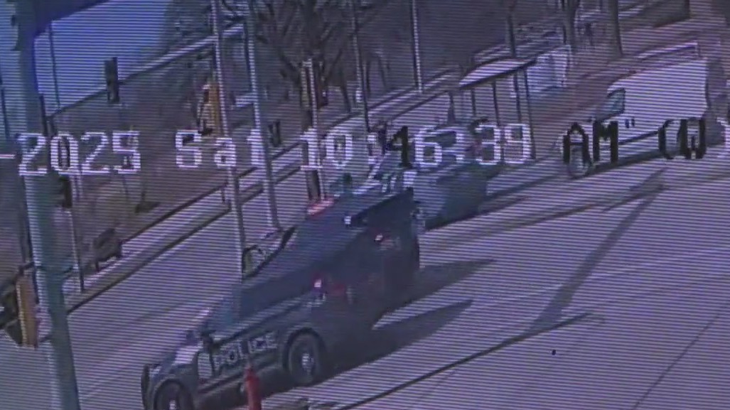 Separate crashes, same Milwaukee intersection
