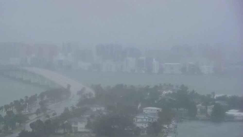 Hurricane Milton nears FL as people go to shelters