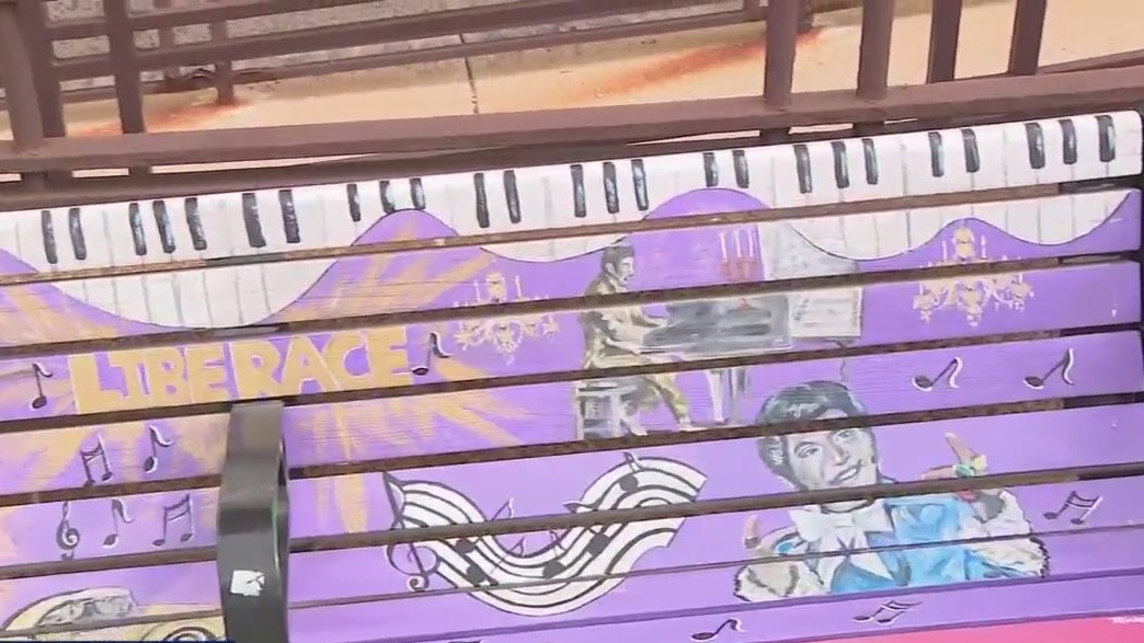 Artists on the Avenue
