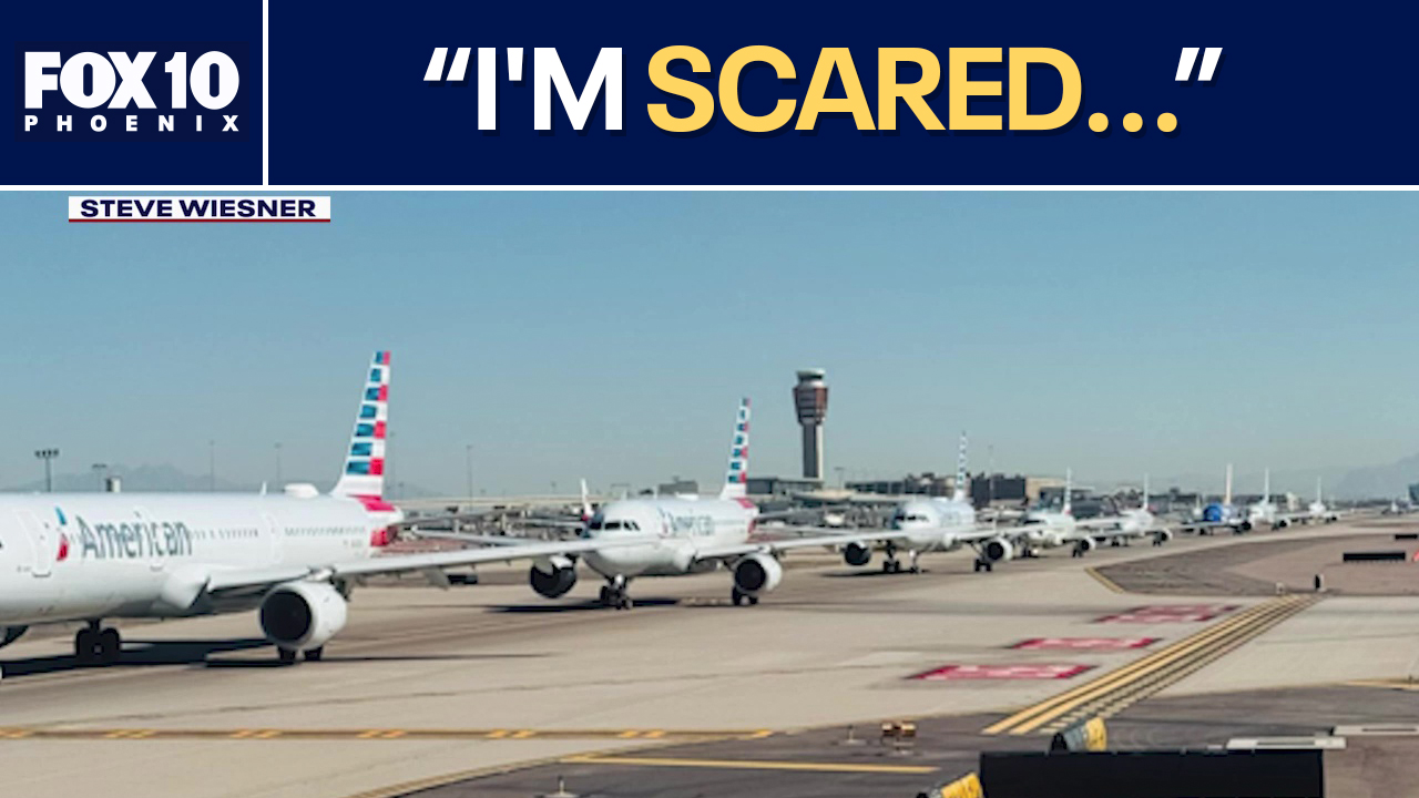 Workers, travelers at Phoenix Sky Harbor feeling the government shutdown's impact