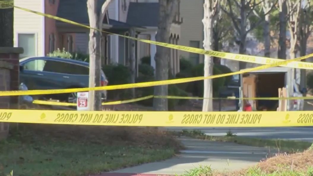 Gunman kills wrong person in Suwanee drive-by