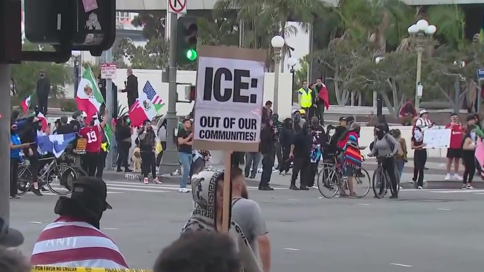 Downtown Los Angeles enters 2nd night of curfew
