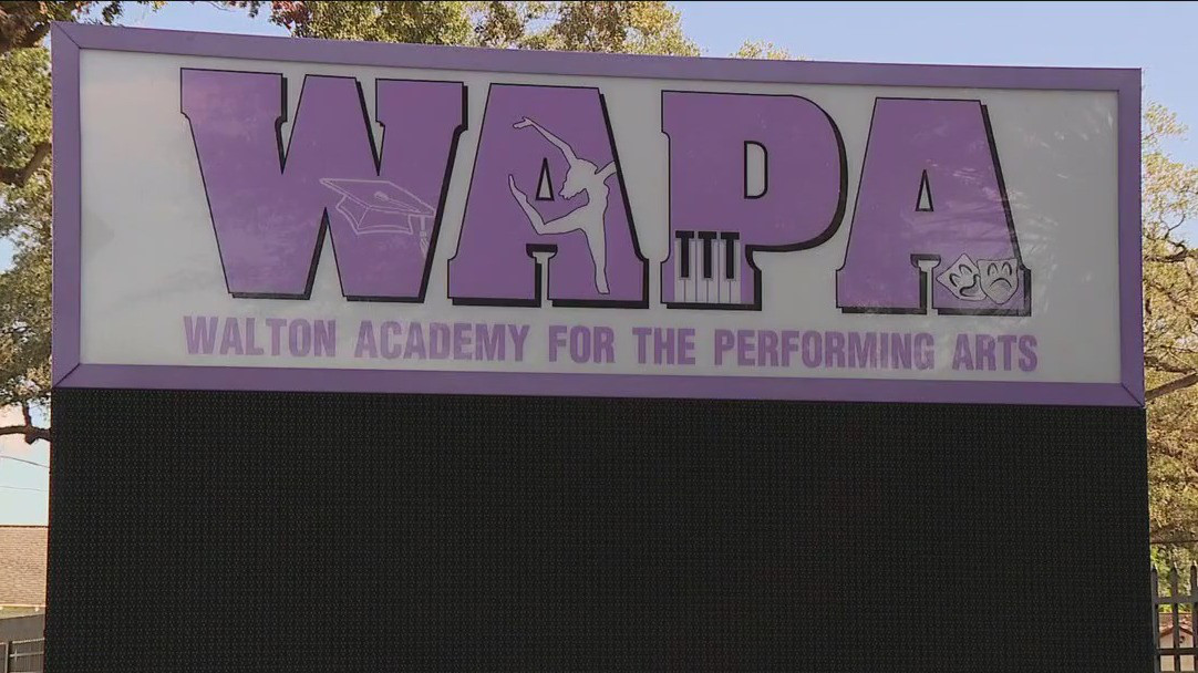 District asks judge to force charter school to close