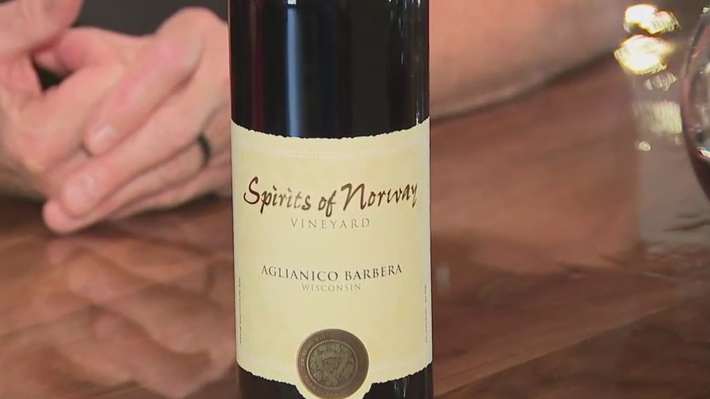 Pairing an aged cheddar with Anglianico Barbara