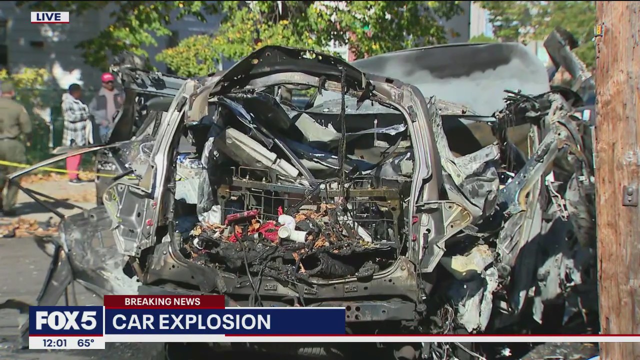 Random car exposition in Queens