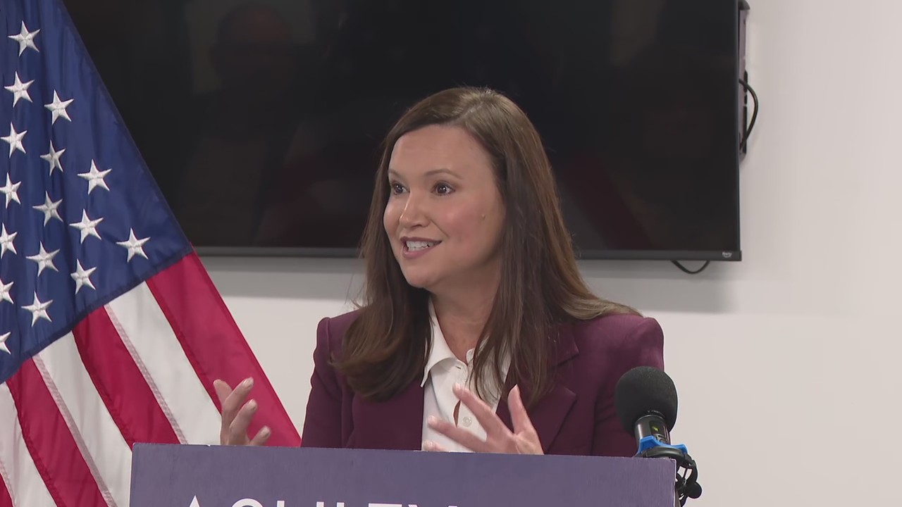 Sen. Ashley Moody touts 'AM Radio for Every Vehicle Act'