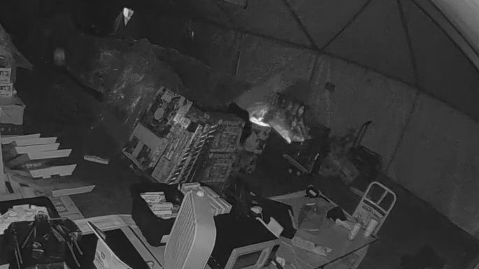 Central Florida firework thieves caught on camera