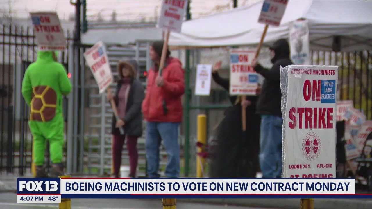 Boeing machinists to vote on new contract Monday