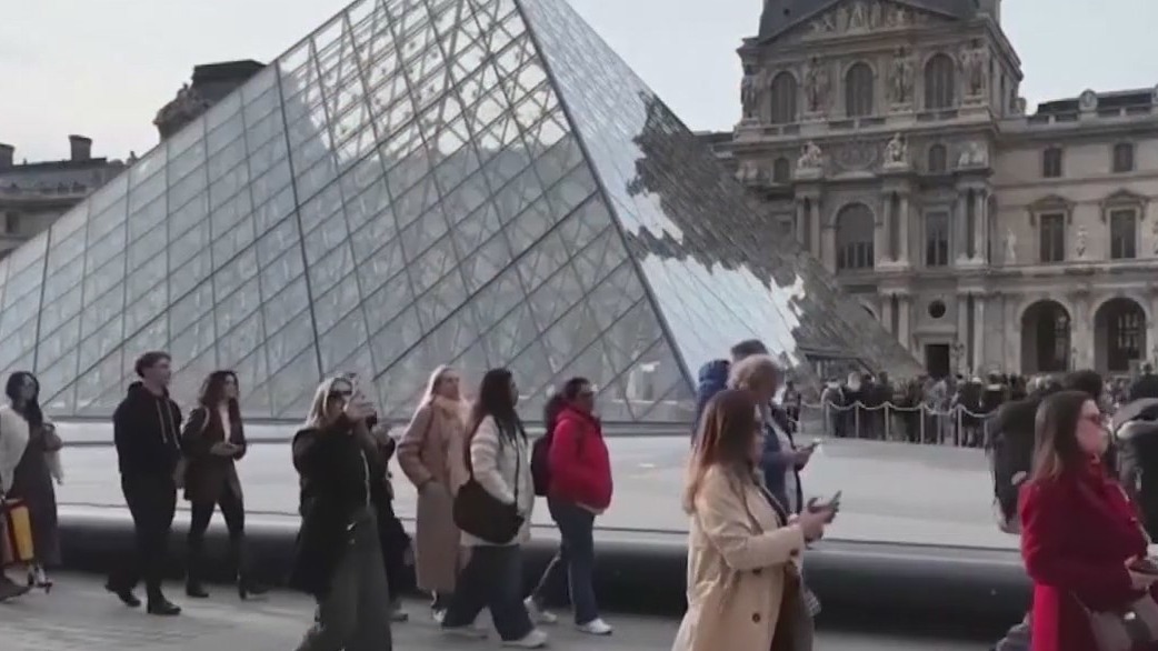 New arrests made in Louvre heist investigation
