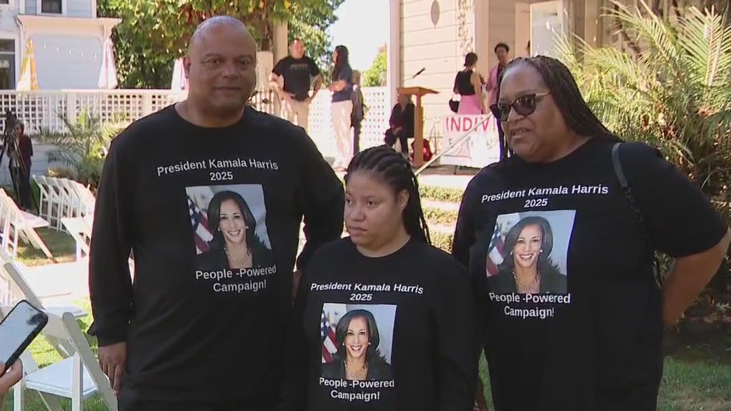 Oaklanders rally for Harris Friday as majority of Democrat delegates give her their virtual vote