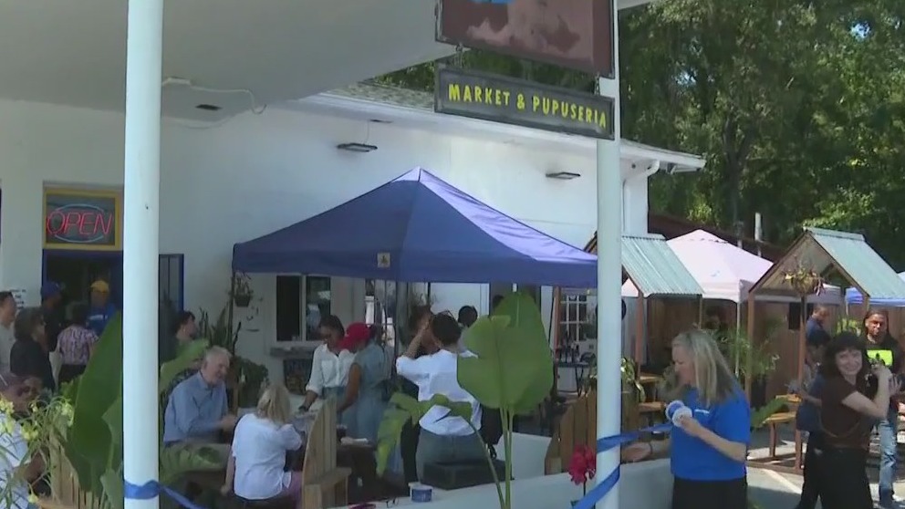 Salvadoran market opens in Sylvan Hills