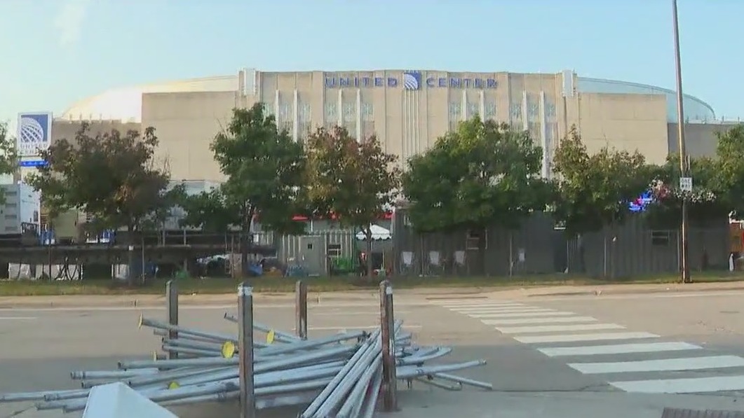 Cleanup begins in Chicago after DNC