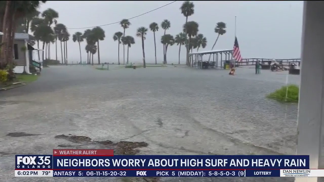 High tide, heavy rain worrying neighbors in Indian River