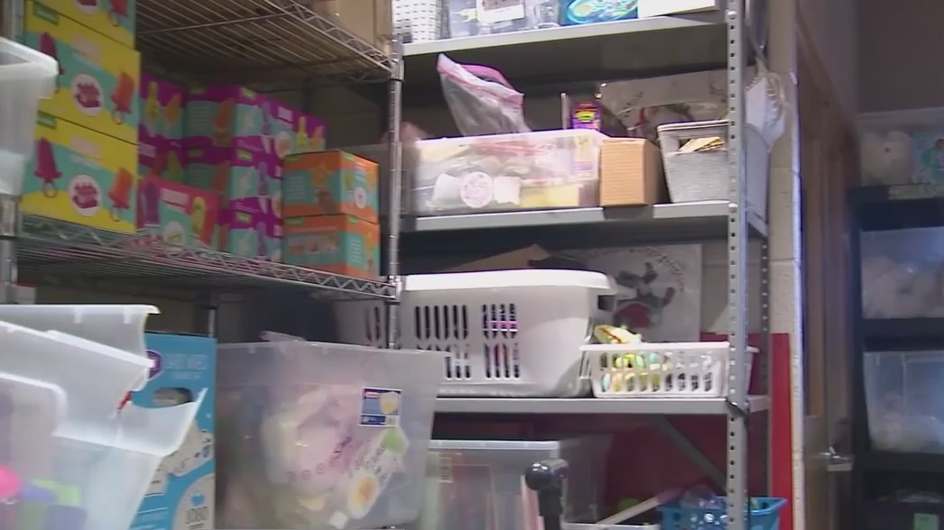 Impending SNAP pause leaves food pantries scrambling