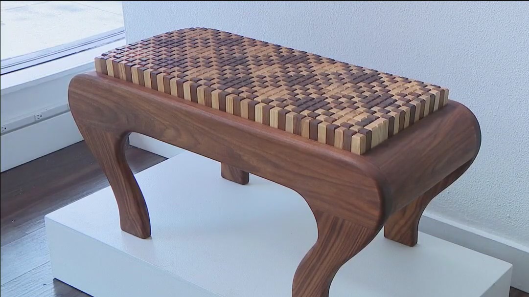 Florida exhibition focuses on using wood for art