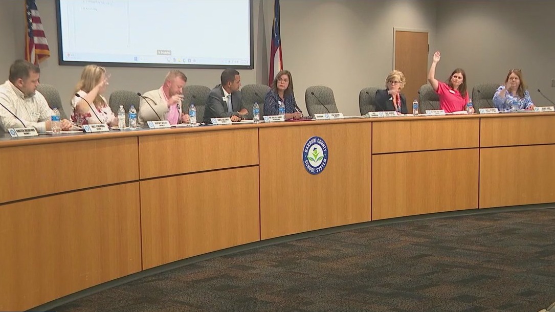 School district seeks funds for school resource officers