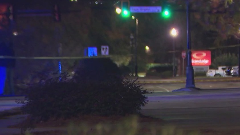Man shot after incident at Marietta seafood restaurant