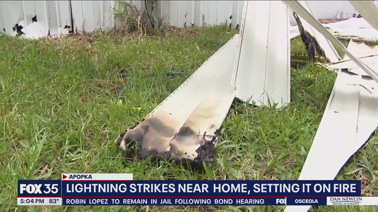'Boom, boom!' | Lightning hits tree, sparks house fire