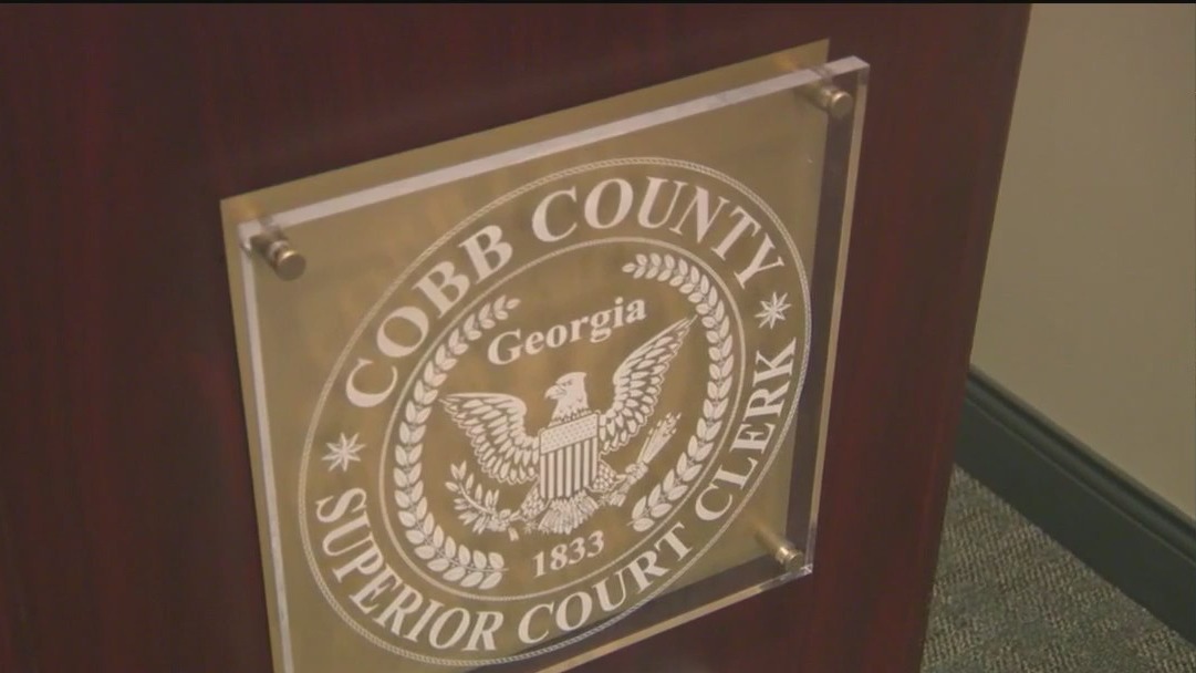 Cobb County clerk indicted