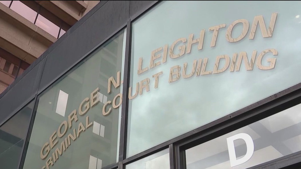 Cook County's top judge bars ICE arrests at courthouse