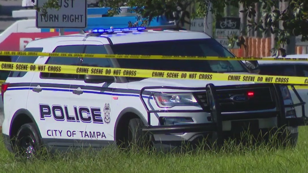 Tampa officer shot by suspect