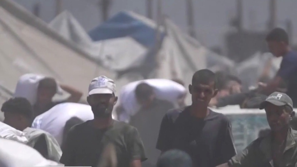 Airdrops resume amid starvation in Gaza