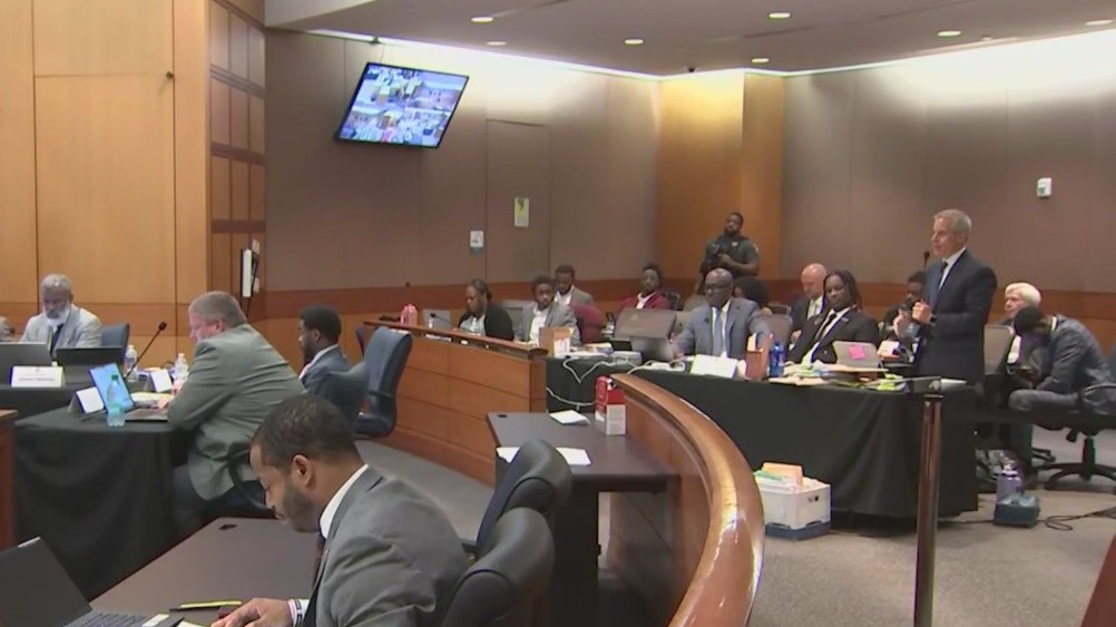 Could the Young Thug trial be headed to a mistrial?