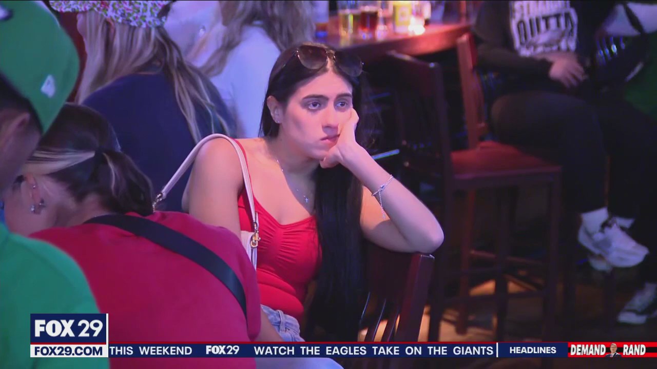 Philly fans upset after Eagles, Phillies and Flyers lose Thursday night