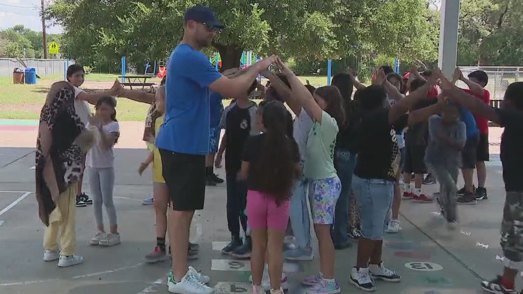Andy Roddick Foundation helping underserved youth