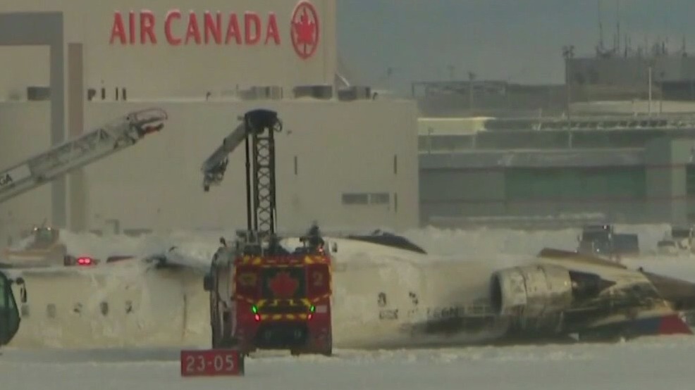 Poll: Americans' confidence in air travel dips