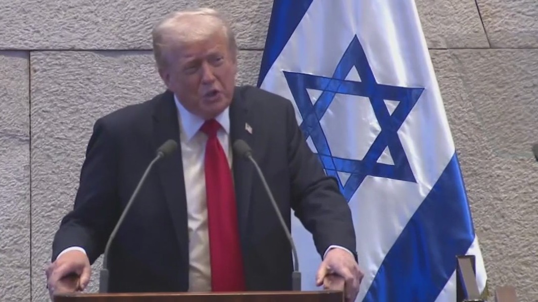 Pres. Trump celebrates peace deal as hostages released