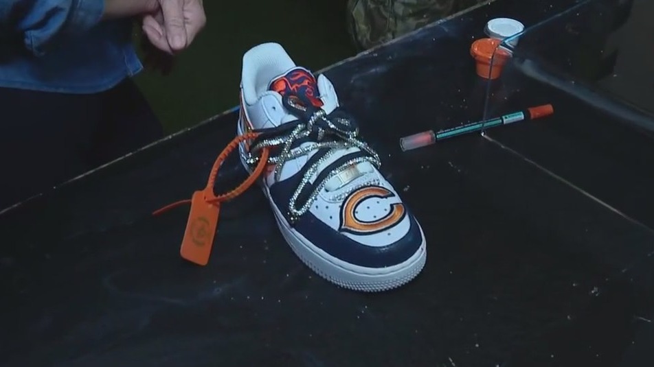 Design your own kicks at Chicago’s Sneakerhead University