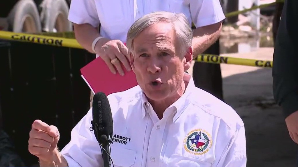 Texas Gov.: Flooding blame game is for 'losers'