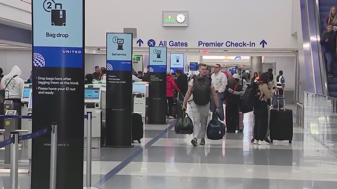 AAA predicts record Thanksgiving travel