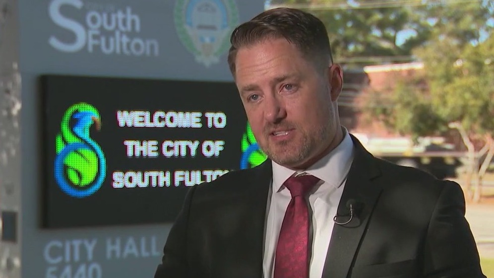 Ryan Olson running for South Fulton mayor