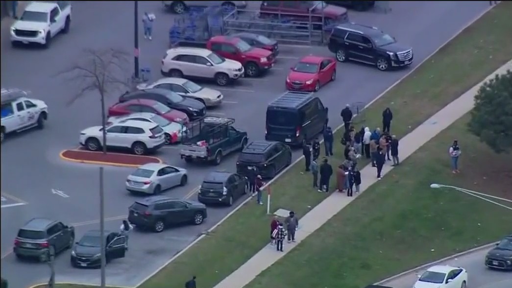 Police: Driver tried hitting CBP agents' car