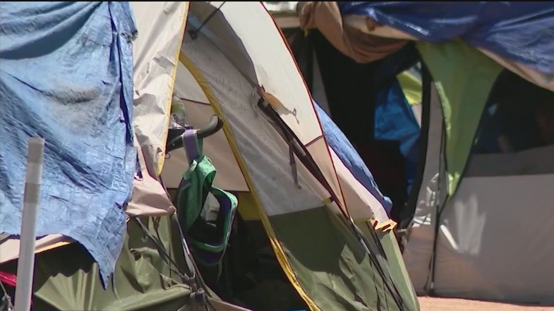 Homeless handling the heat in Atlanta