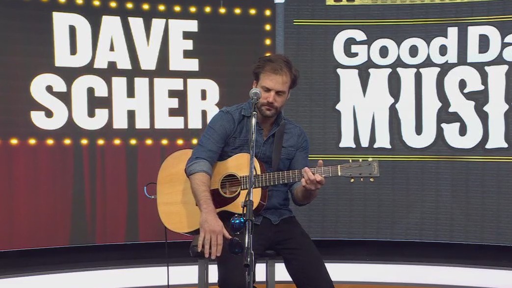 Dave Scher performs in FOX 7 Austin studios