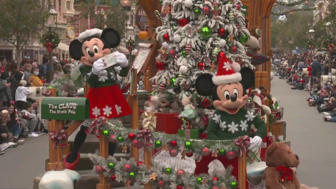 Disneyland shares first look at 2025 holiday events