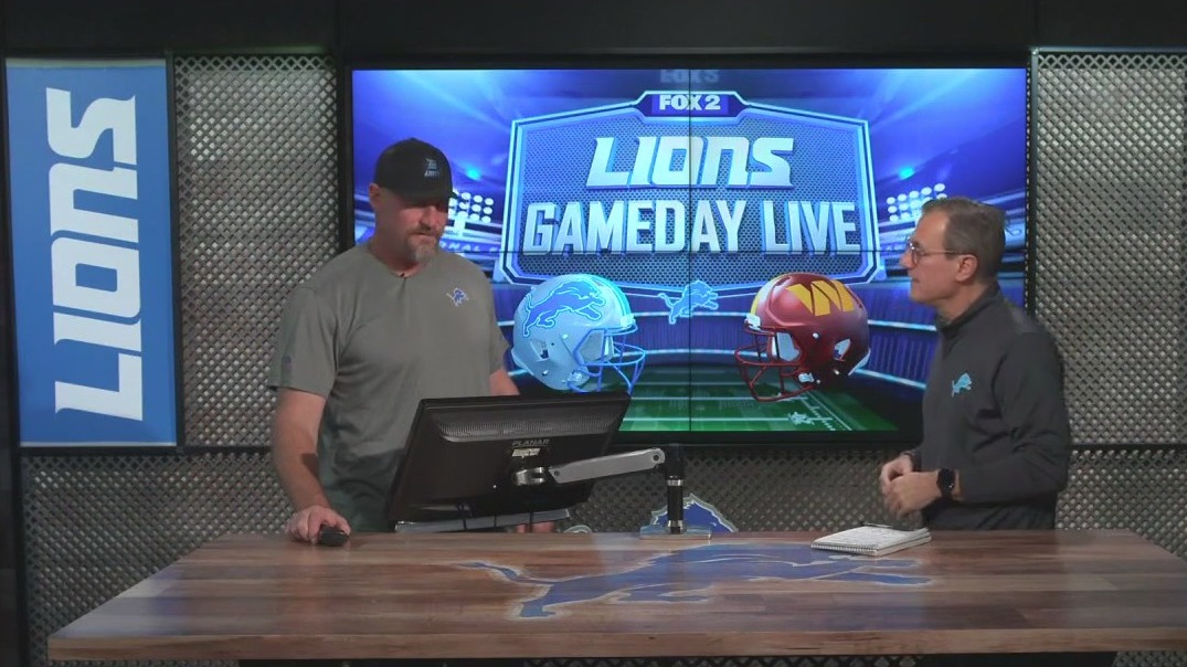 Lions coach Dan Campbell breaks down video on the Commanders