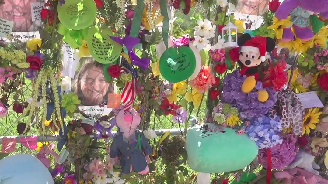 Memorial growing for Texas flooding vitims