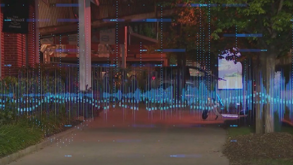 911 call release after Beyonce music stolen